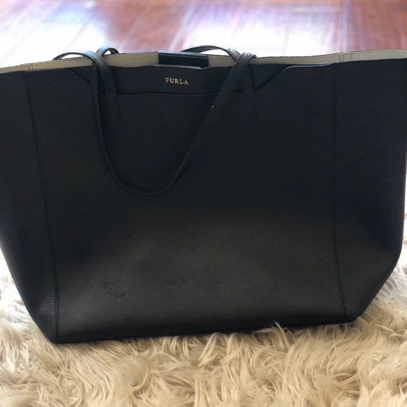 Authentic Furla tote handbag available. - Picture 4 of 7